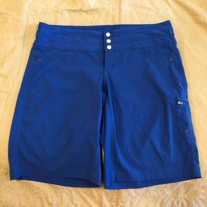 Lululemon Glossy Lips shorts